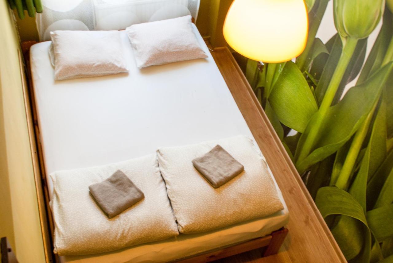 Smocza Jama Hostel Krasków Eksteriør bilde